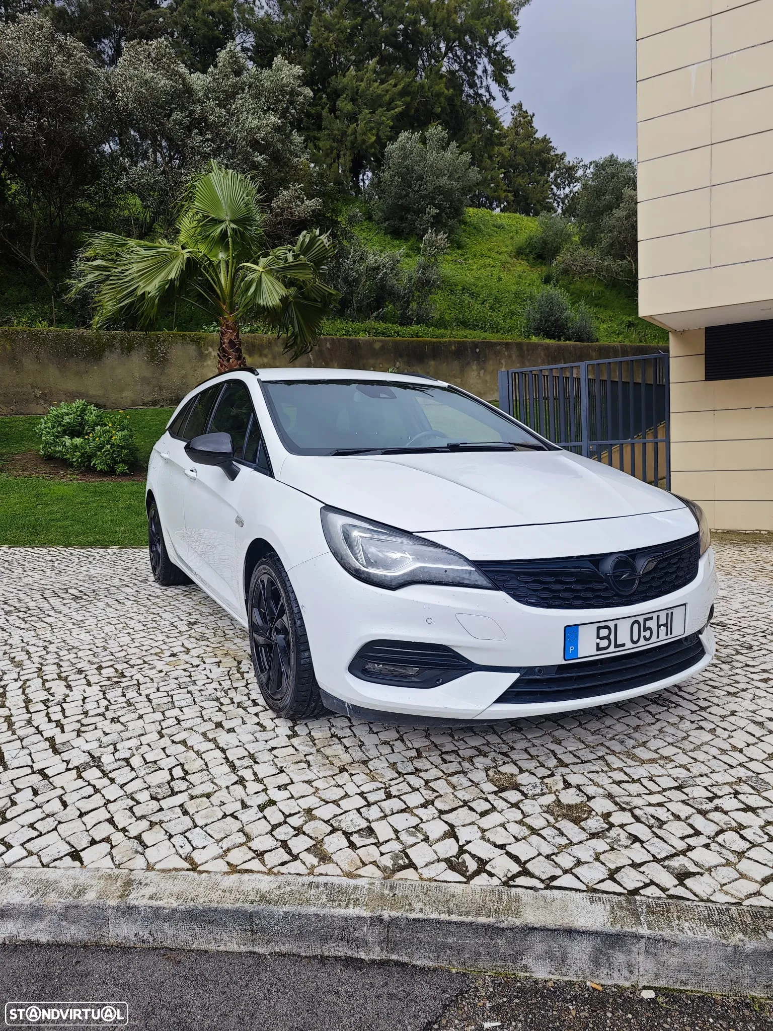 Opel Astra 1.5 D Start/Stop Sports Tourer 120 Anos - 3