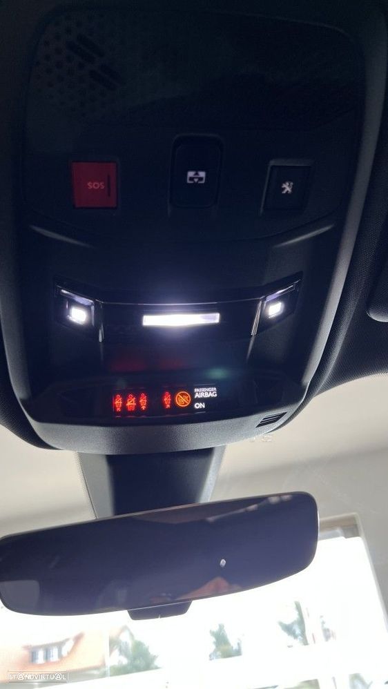 Peugeot 2008 1.2 PureTech GT Line EAT8 - 24