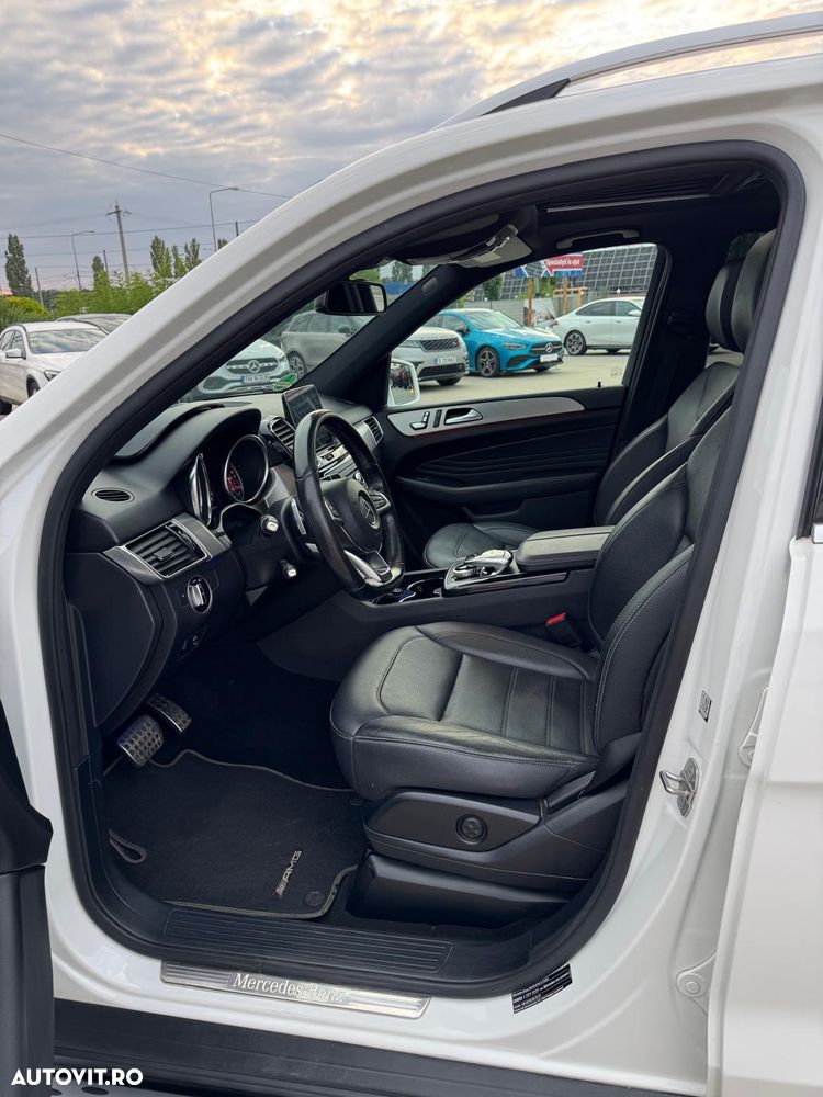 Mercedes-Benz GLE - 11