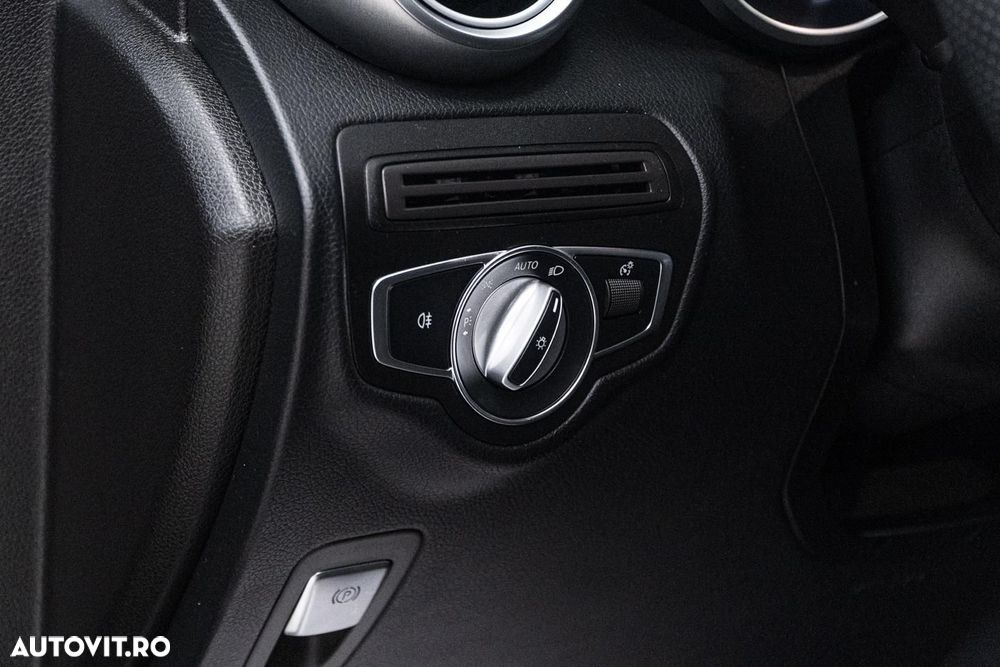 Mercedes-Benz GLC Coupe 200 - 21