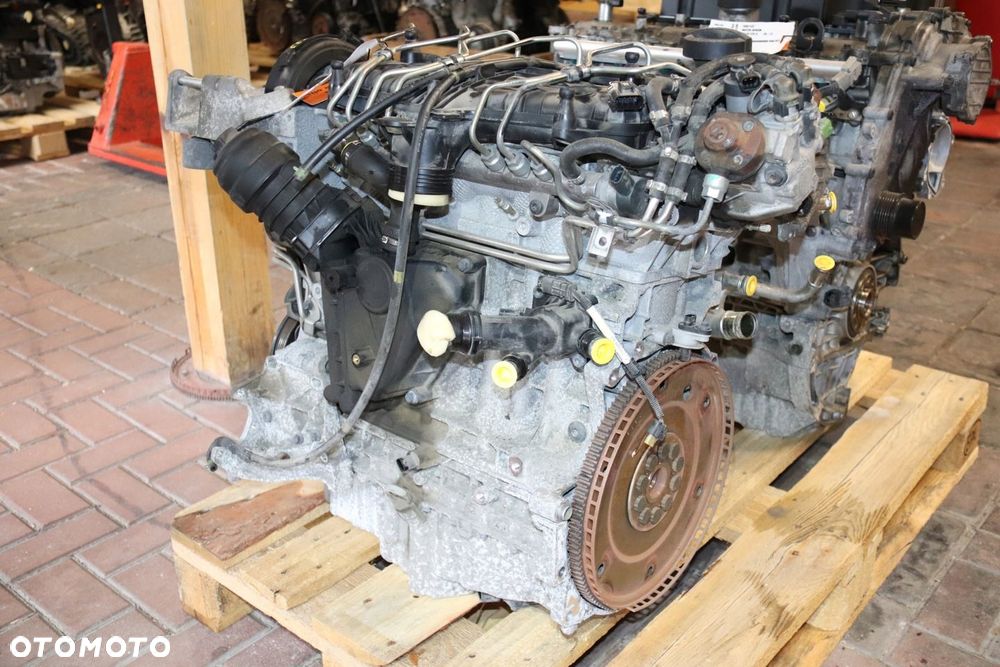 VOLVO V70 S80 XC70 V60 S60 XC60 2.4 D4 / D5 SILNIK D5244T17 - 5