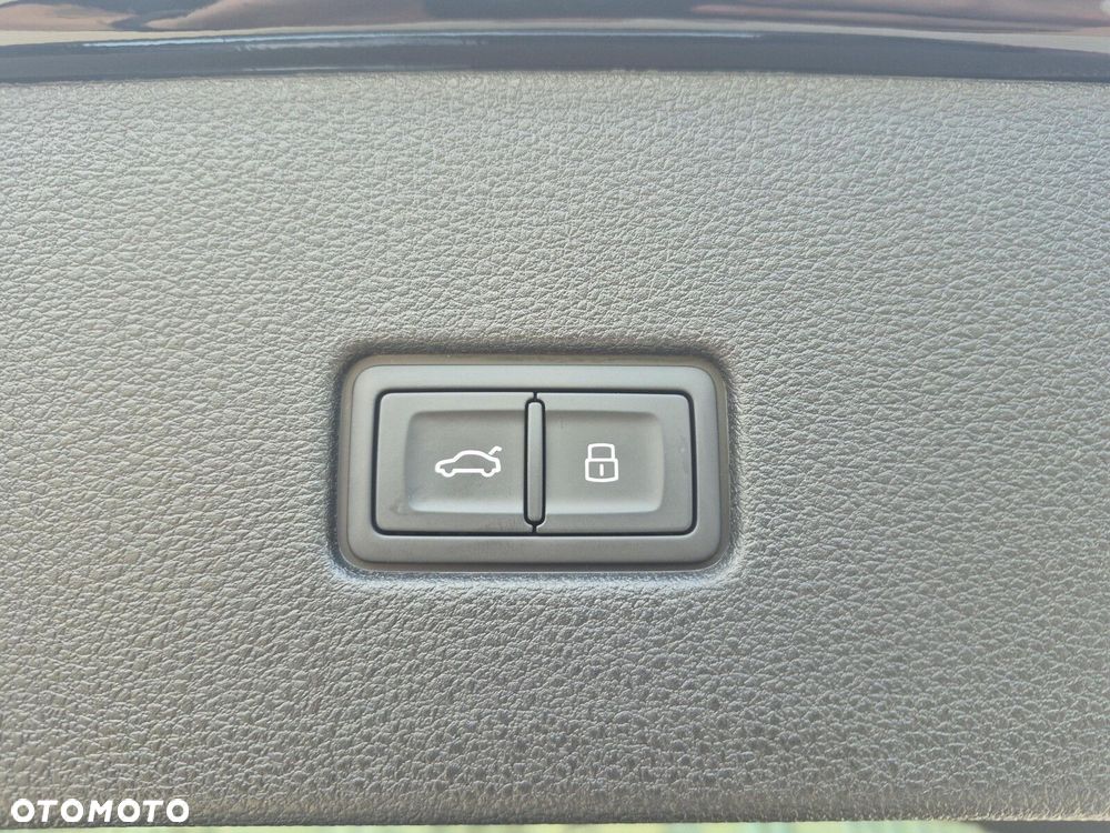 Audi Q8 - 13
