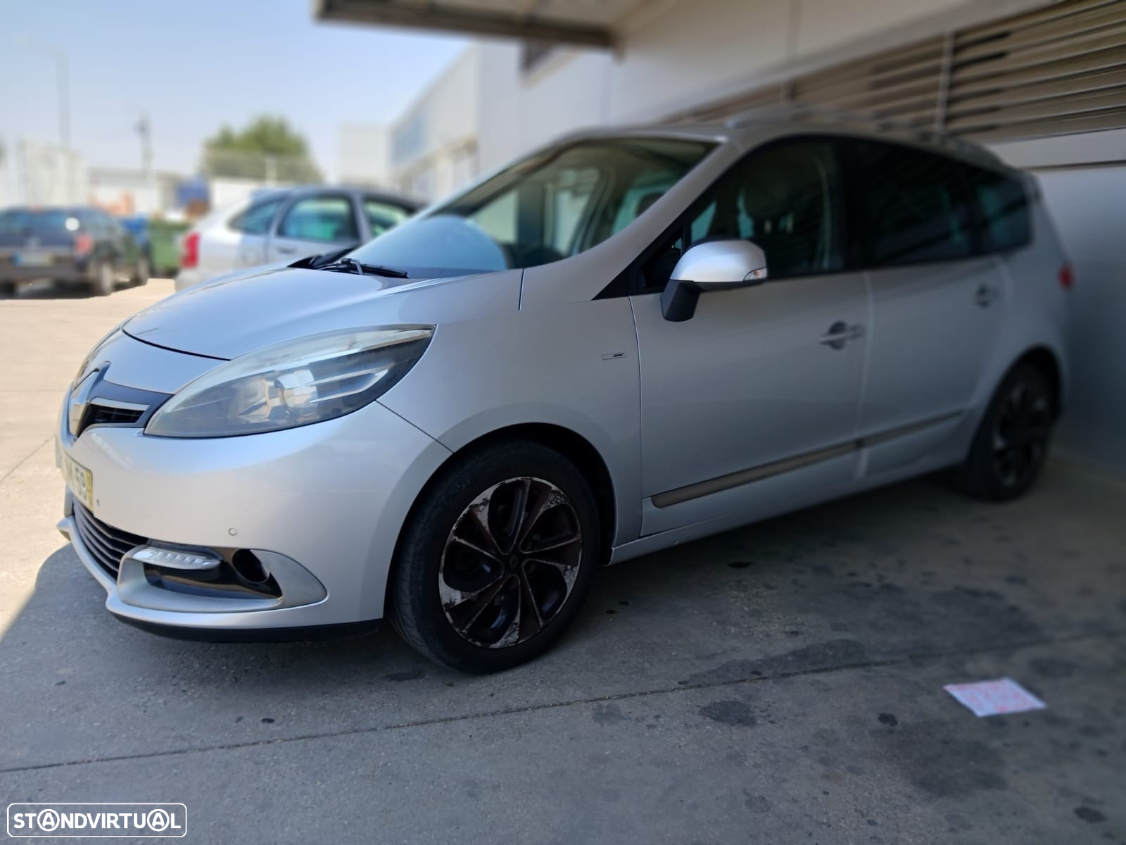 Renault Grand Scénic 1.6 dCi Bose Edition SS - 6