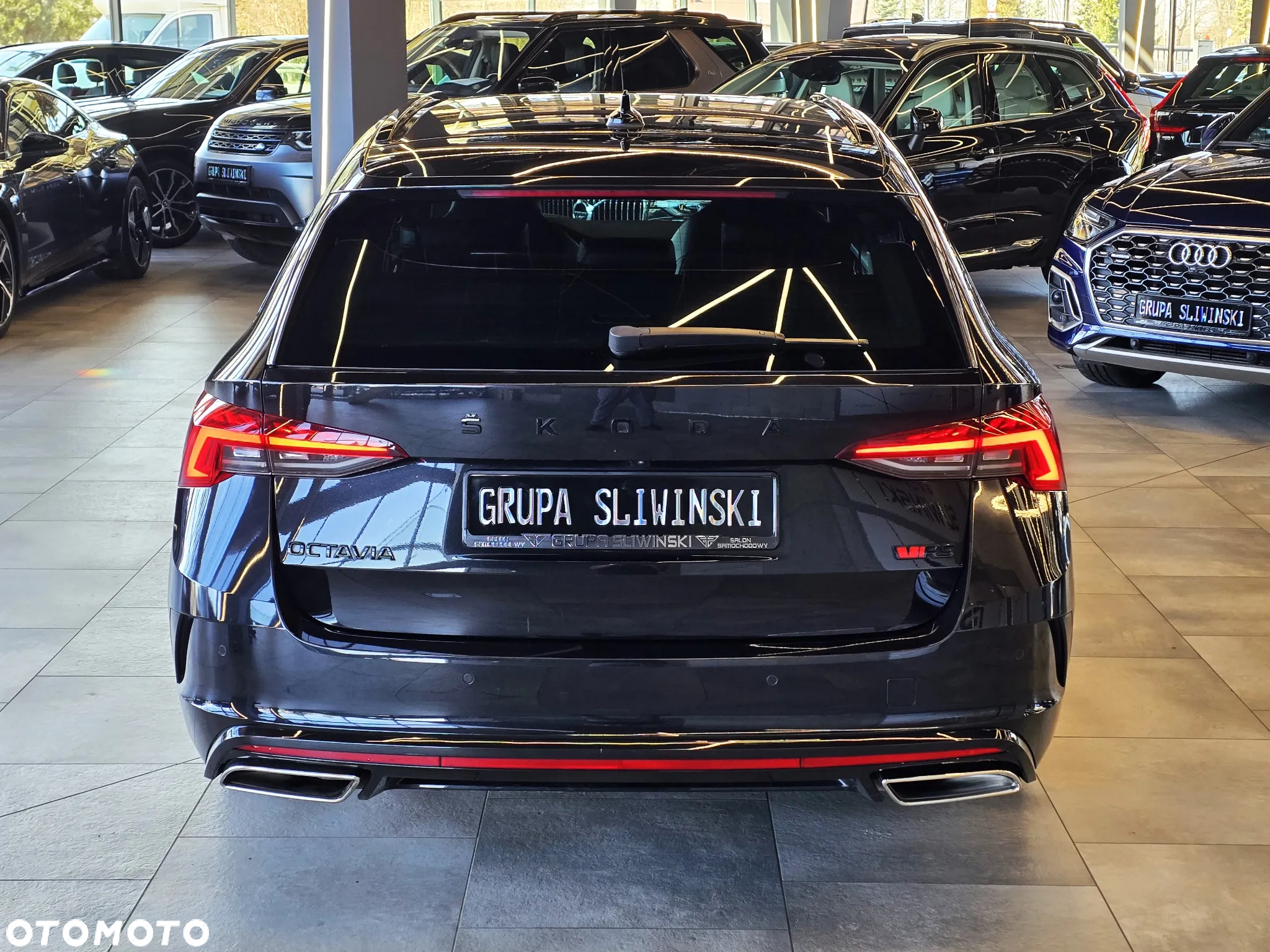 Skoda Octavia 2.0 TDI DSG 4x4 RS Plus - 8