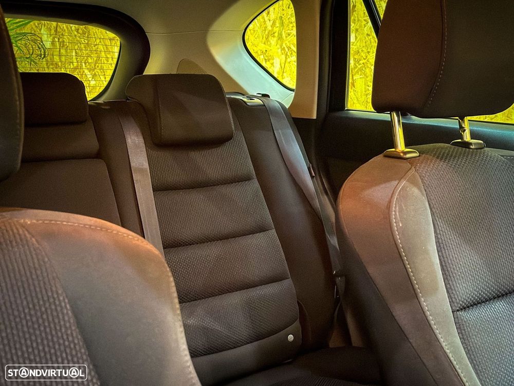 Mazda CX-5 2.2 D Essence - 17