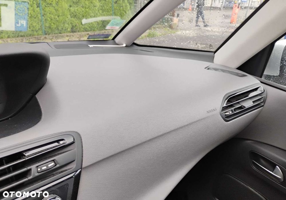 Citroën C4 Picasso - 16