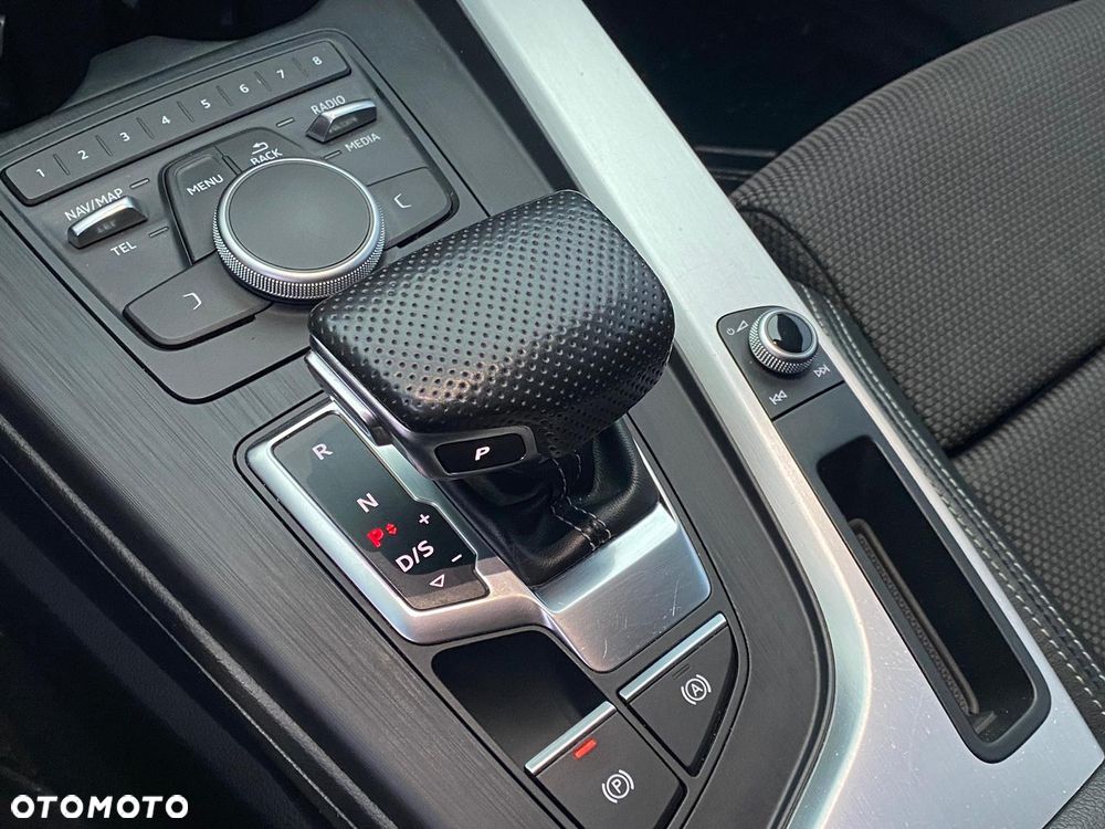 Audi A4 Avant 2.0 TDI S tronic - 20