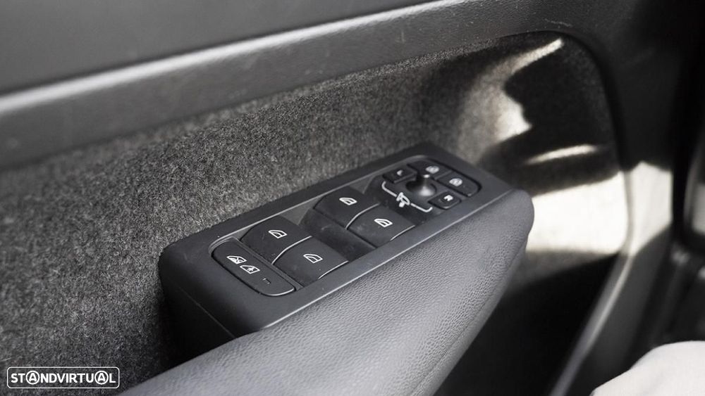 Volvo XC 40 Recharge 69 kWh Single Motor Core - 38