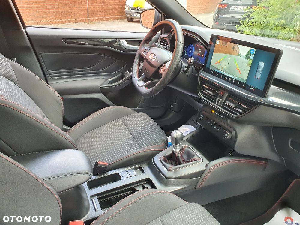 Ford Focus 1.5 EcoBlue Start-Stopp-System ST-LINE X - 10