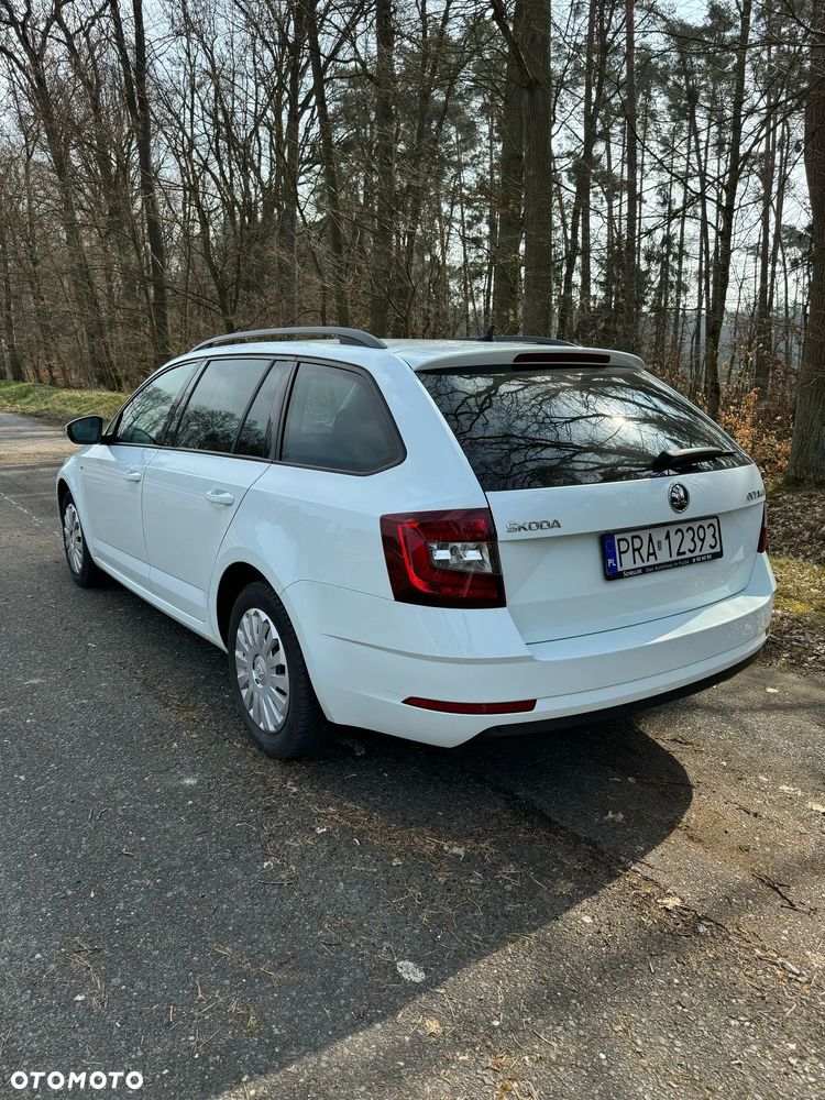 Skoda Octavia 2.0 TDI DSG Ambition - 14