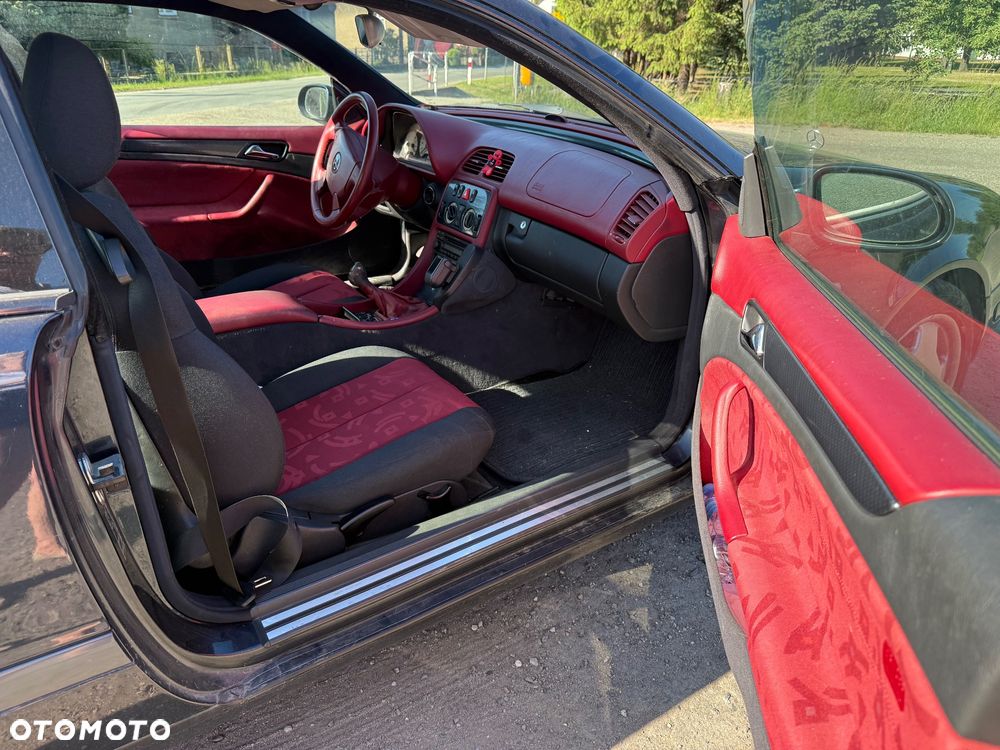Mercedes-Benz CLK - 3