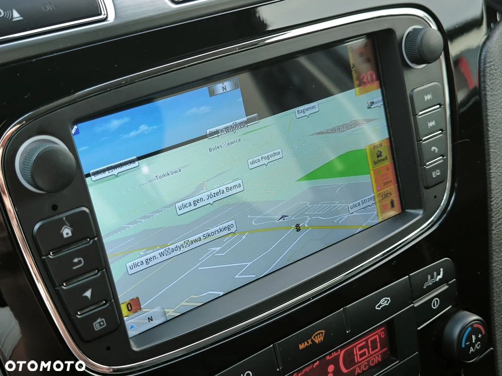 Ford Galaxy 2.0 TDCi Titanium - 14