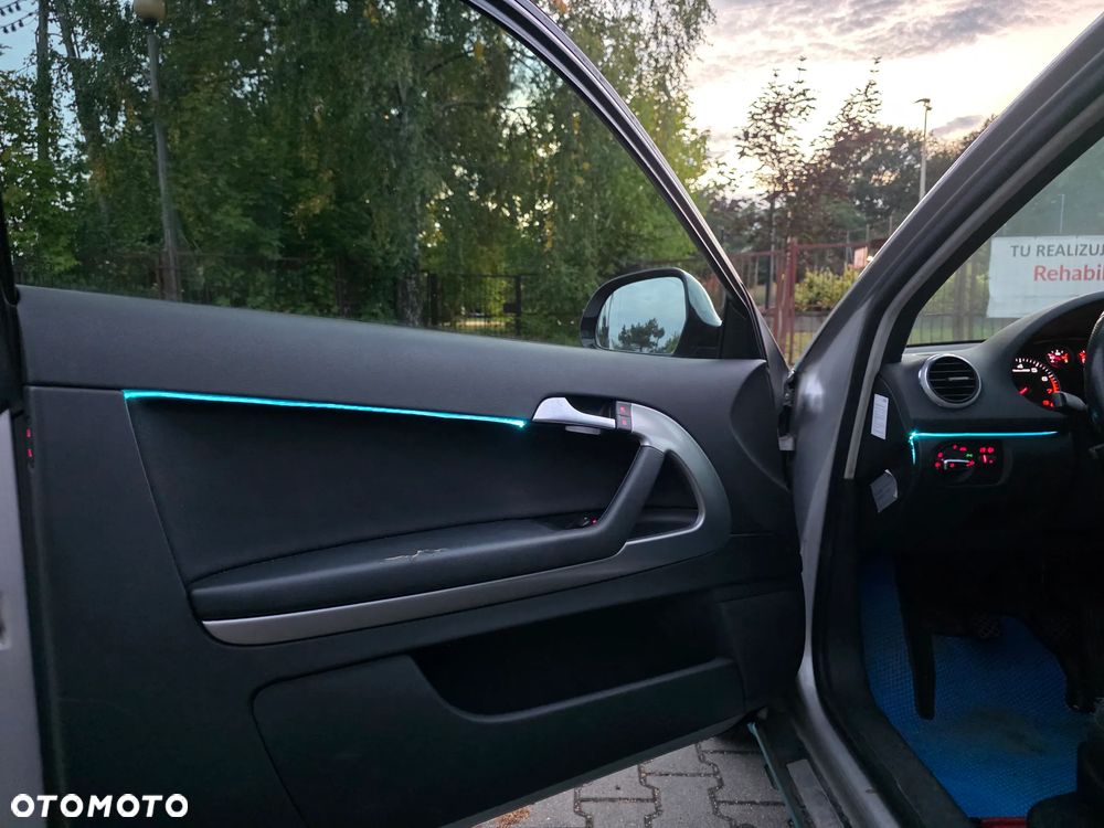 Audi A3 3-drzwiowe 2.0 TFSI S line Sportpaket (plus) - 24