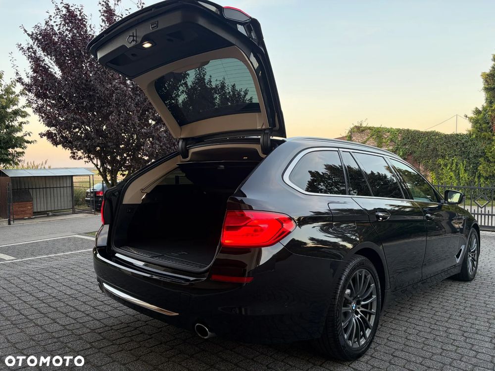 BMW Seria 5 520d xDrive Luxury Line - 8