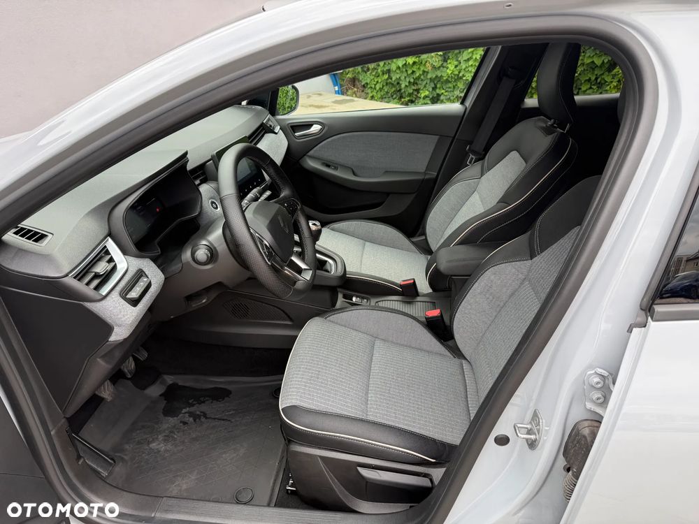 Renault Clio 1.0 TCe Techno - 8