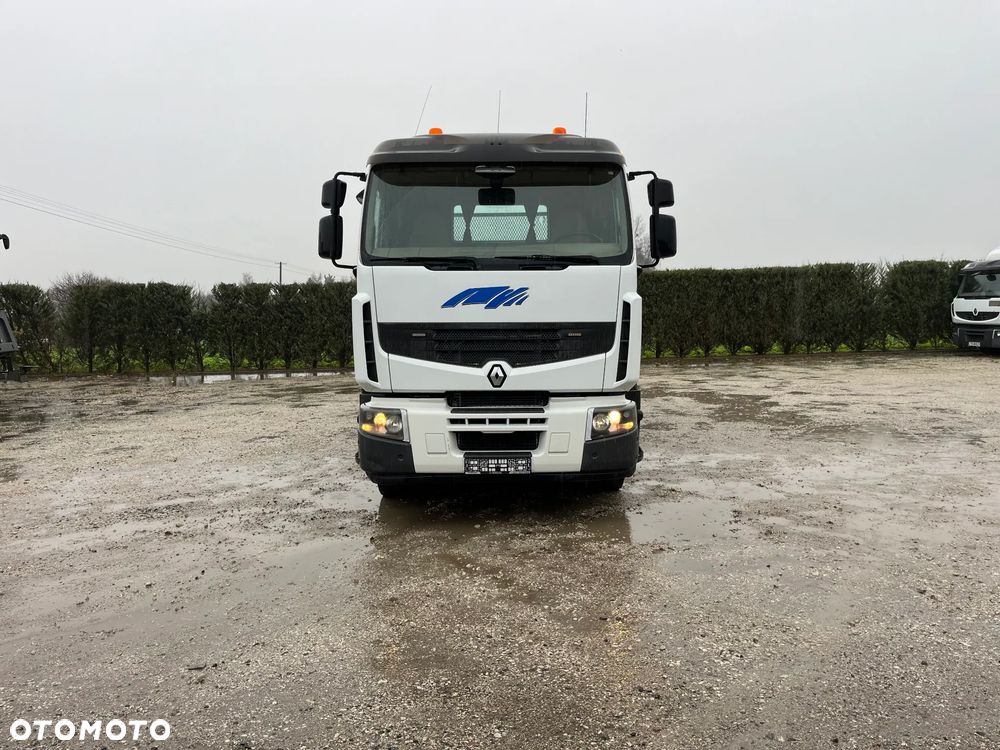 Renault - 20