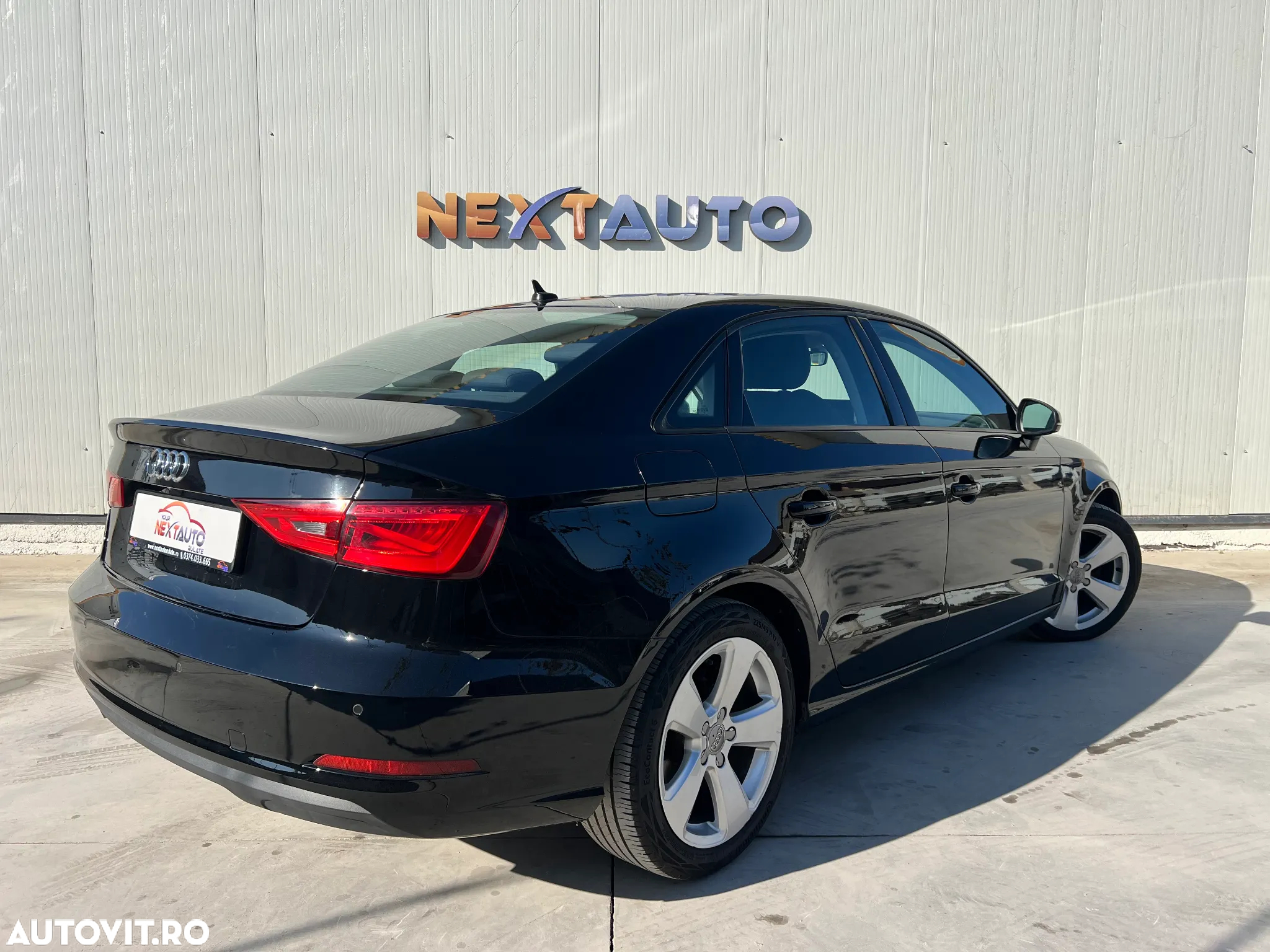 Audi A3 Sportback 1.6 TDI clean Stronic Ambiente - 5