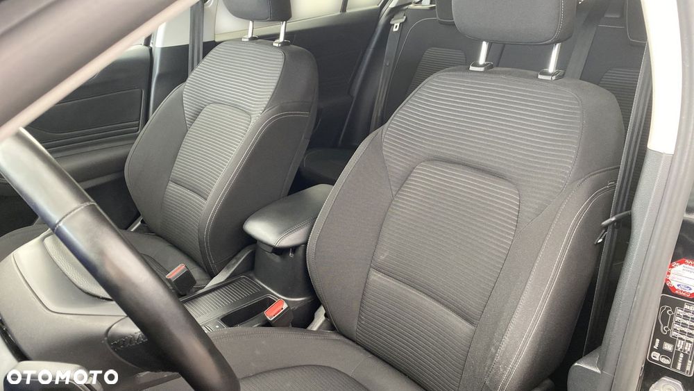 Ford Focus 1.0 EcoBoost mHEV Titanium X - 10