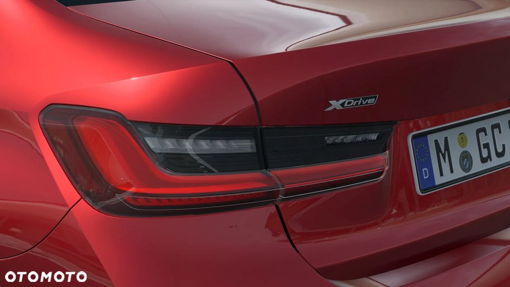 BMW Seria 3 320d xDrive M Sport - 9