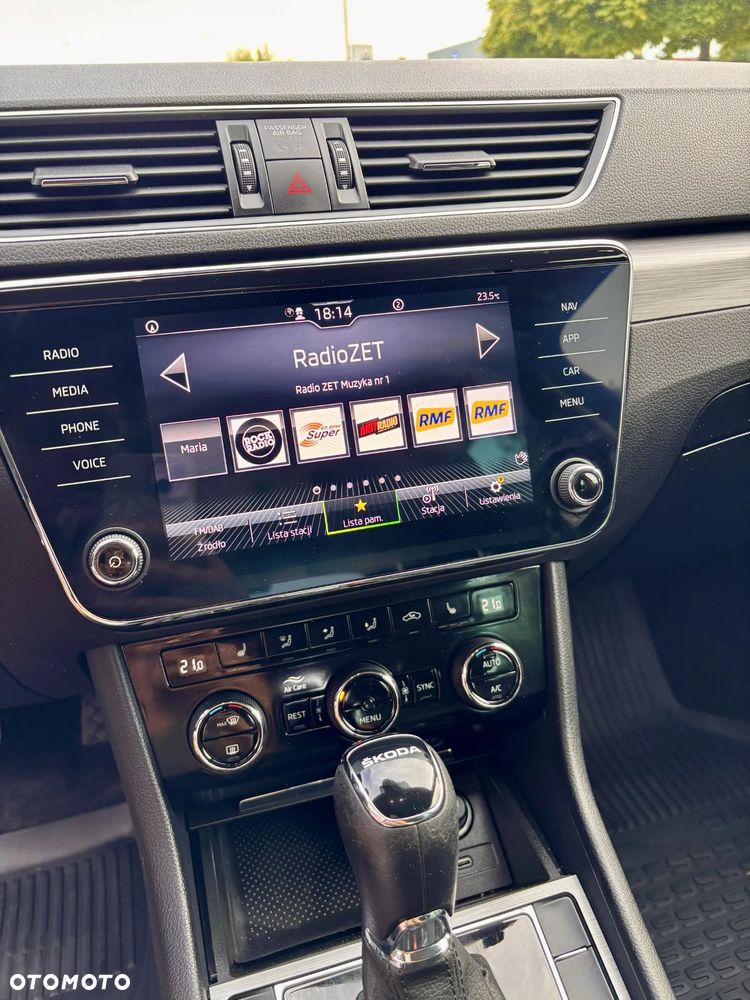 Skoda Superb 2.0 TDI SCR Style DSG - 11