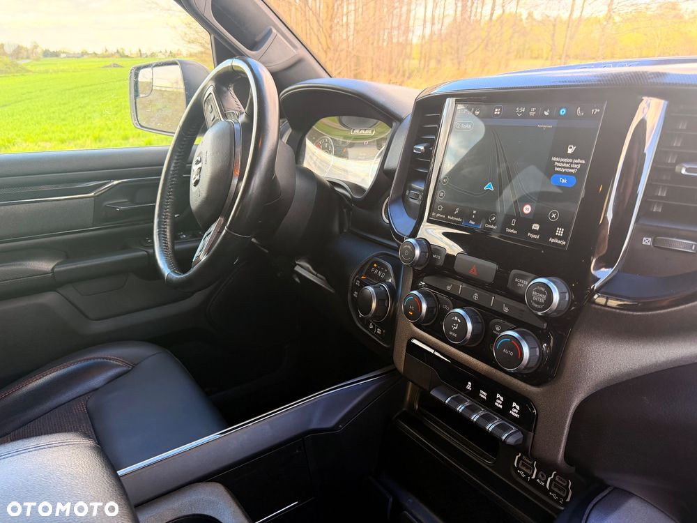 Dodge RAM - 21
