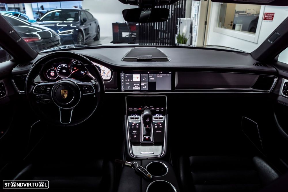 Porsche Panamera 4 S - 15