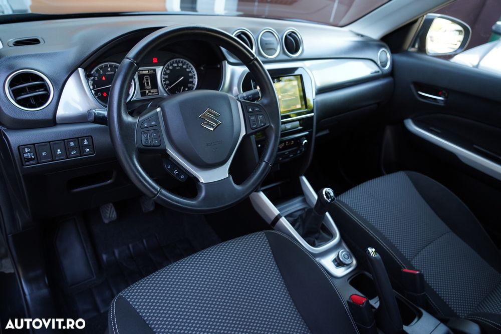 Suzuki Vitara 1.6 (4x4) Allgrip Comfort - 16