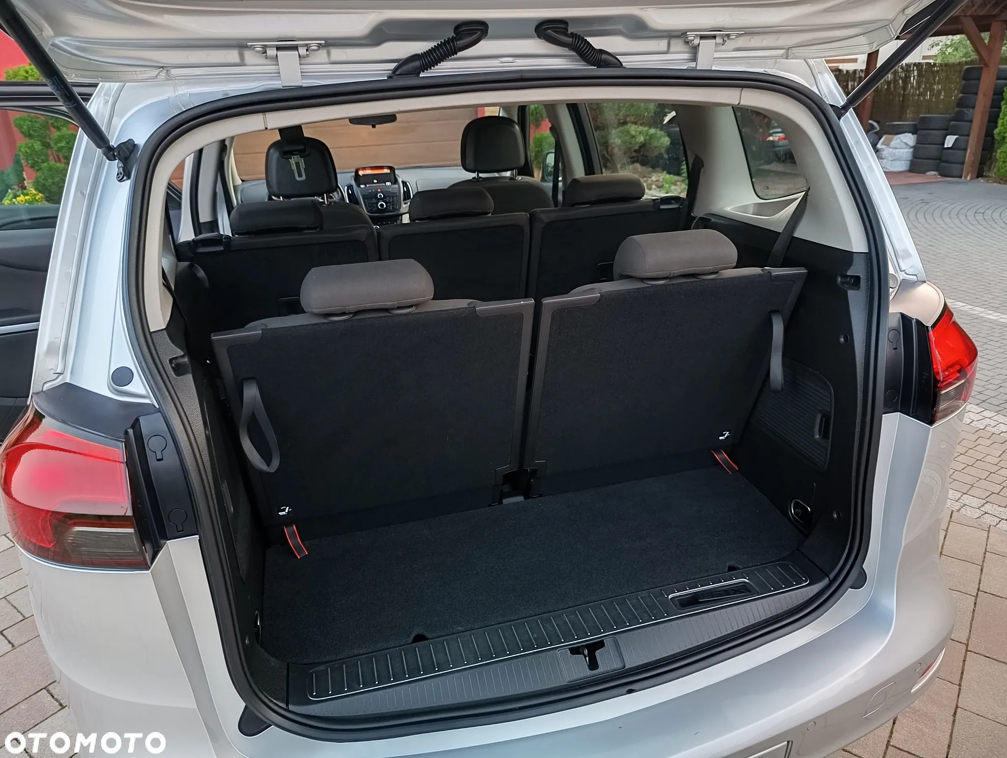 Opel Zafira 1.4 T Cosmo EcoFLEX S&S - 33