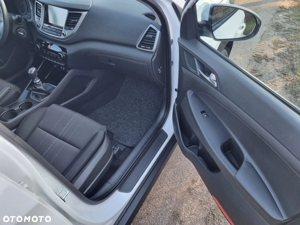 Hyundai Tucson 1.6 GDi 2WD Style - 24