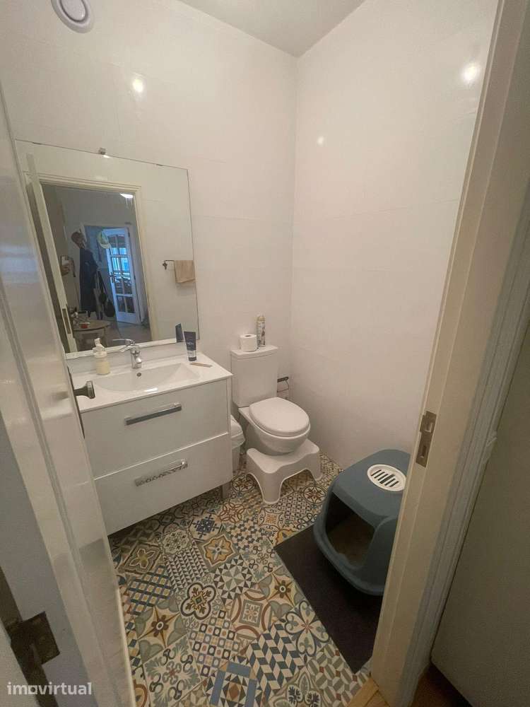 T2 com 2 casas de banho e vista urbana no Porto - Grande imagem: 3/10