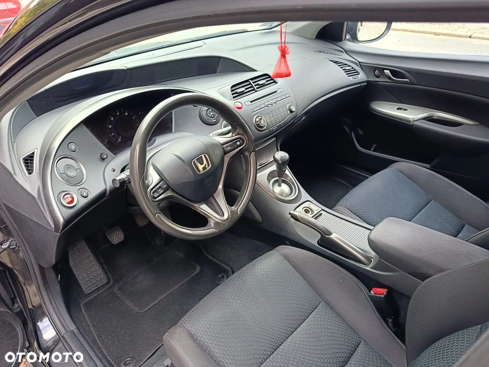 Honda Civic 1.8 Executive - 5