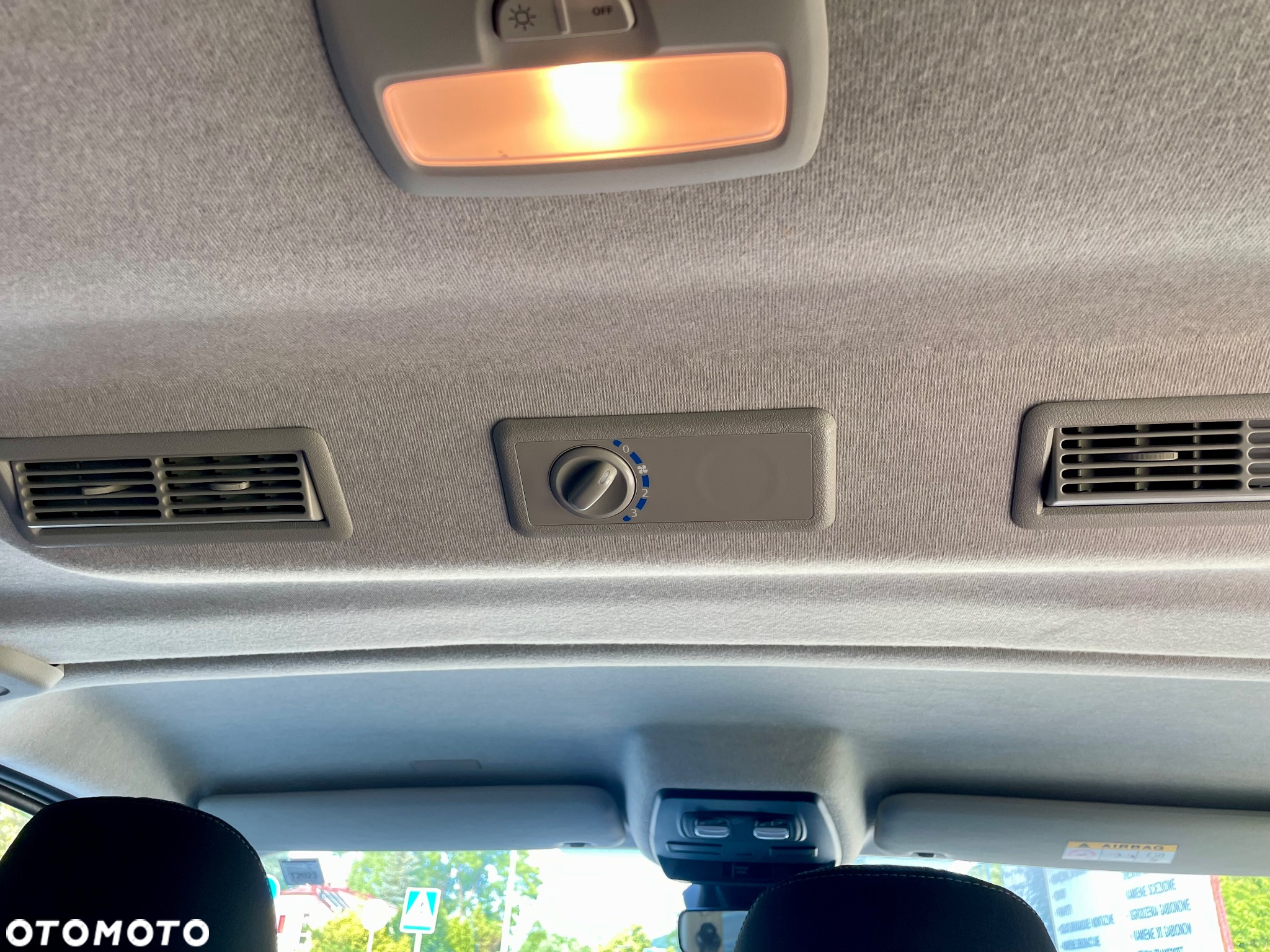 Renault Trafic - 25