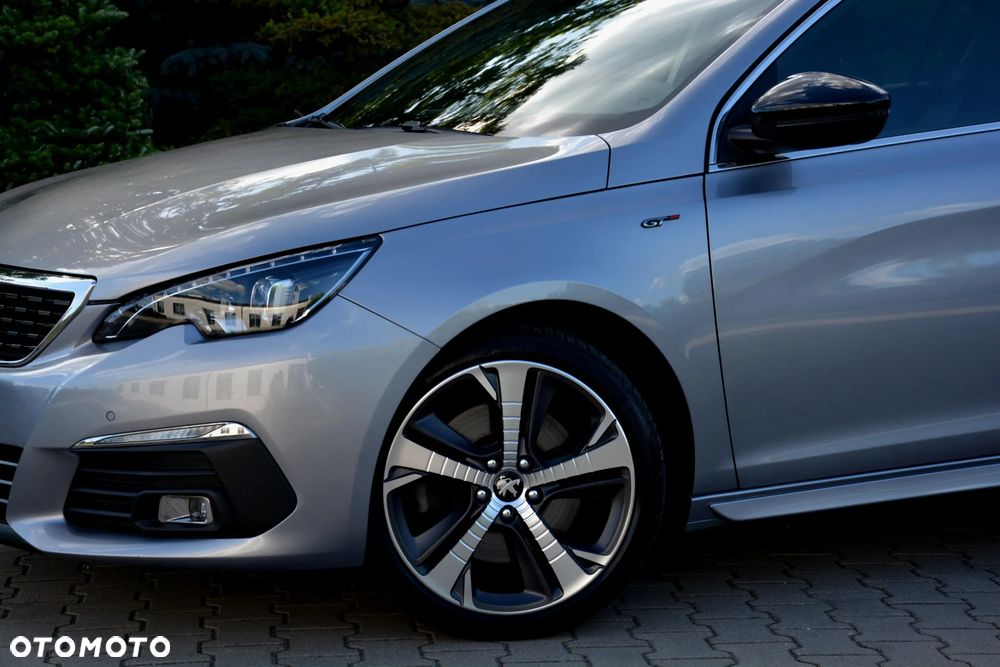 Peugeot 308 BlueHDi FAP 180 EAT8 Stop & Start GT - 25