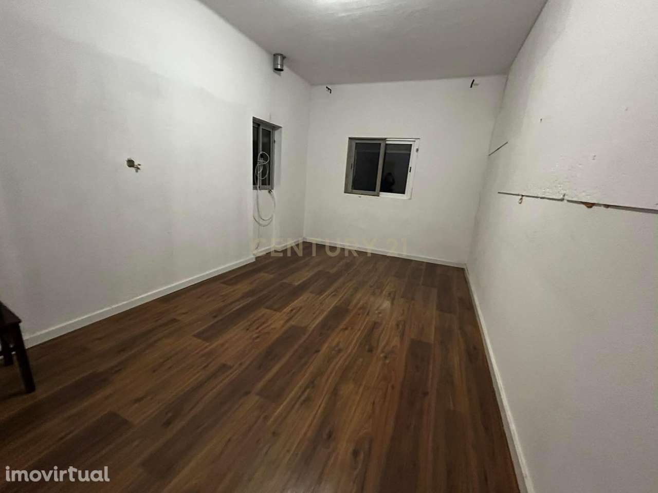 Moradia Bifamiliar T2+T2 zona Histórica de Samora Correia - Grande imagem: 2/5