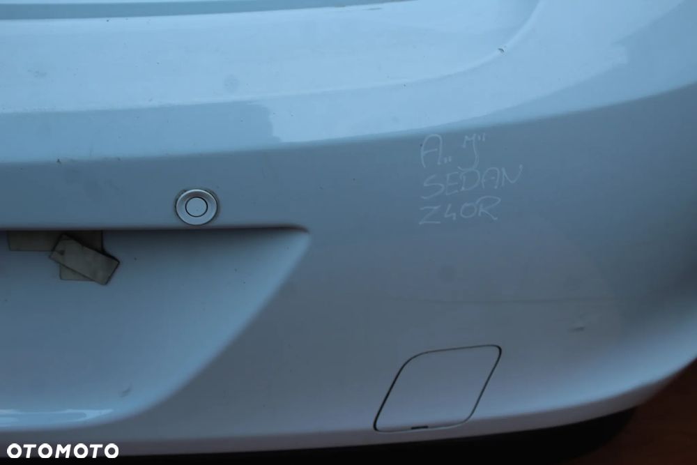 ZDERZAK TYŁ TYLNY OPEL ASTRA J SEDAN Z40R KOMPLETNY - 8