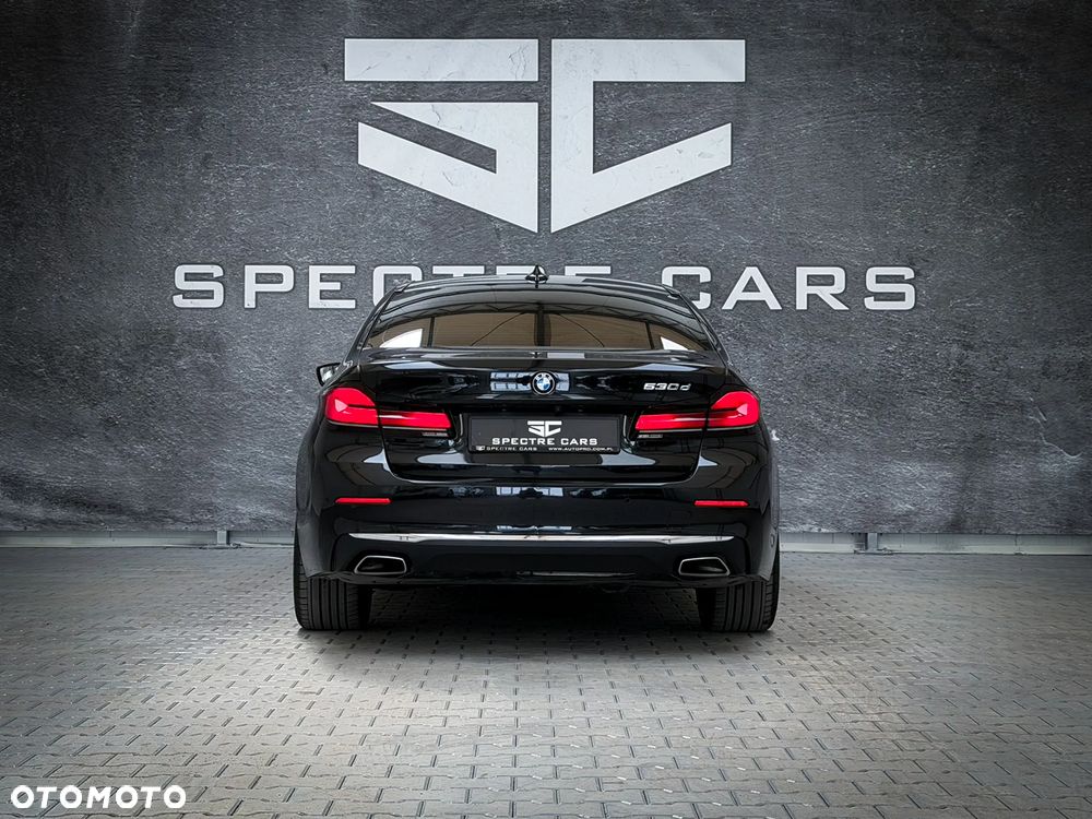 BMW Seria 5 530d Luxury Line - 6