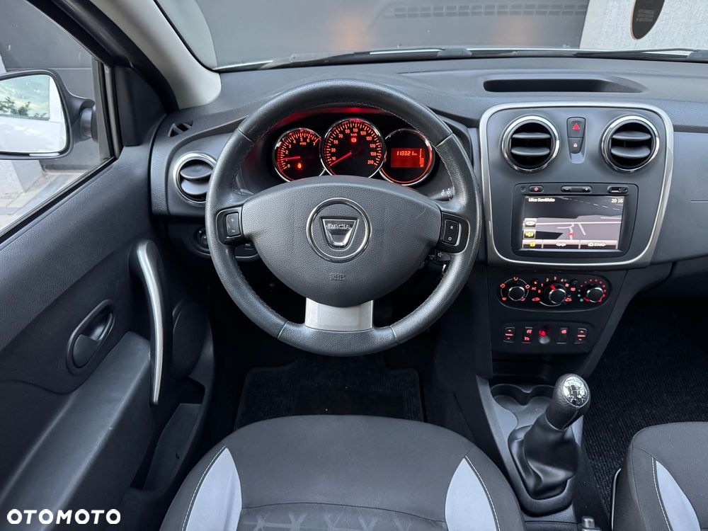 Dacia Sandero TCe 90 S&S Laureate - 18