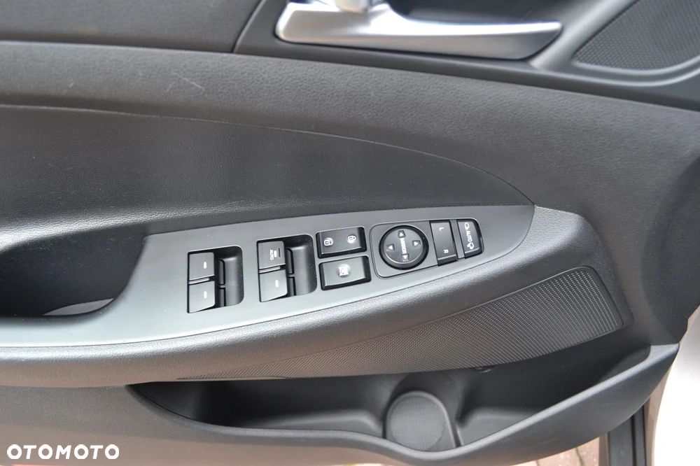 Hyundai Tucson blue 1.7 CRDi 2WD Advantage - 35