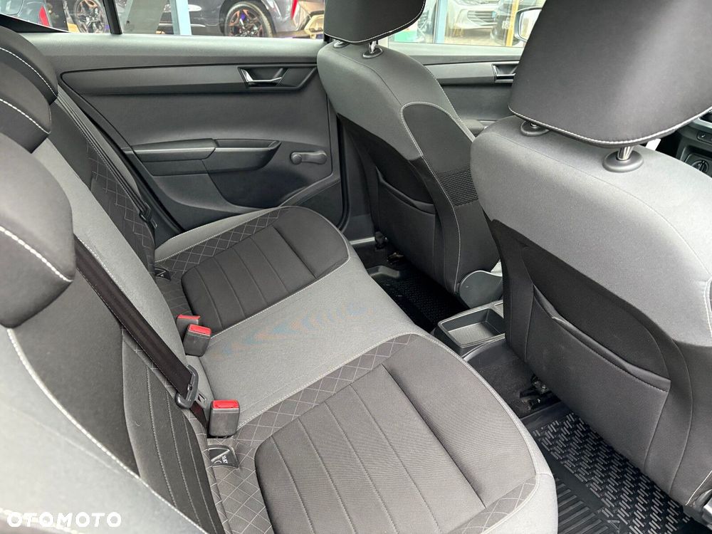 Skoda Fabia 1.0 Ambition - 14