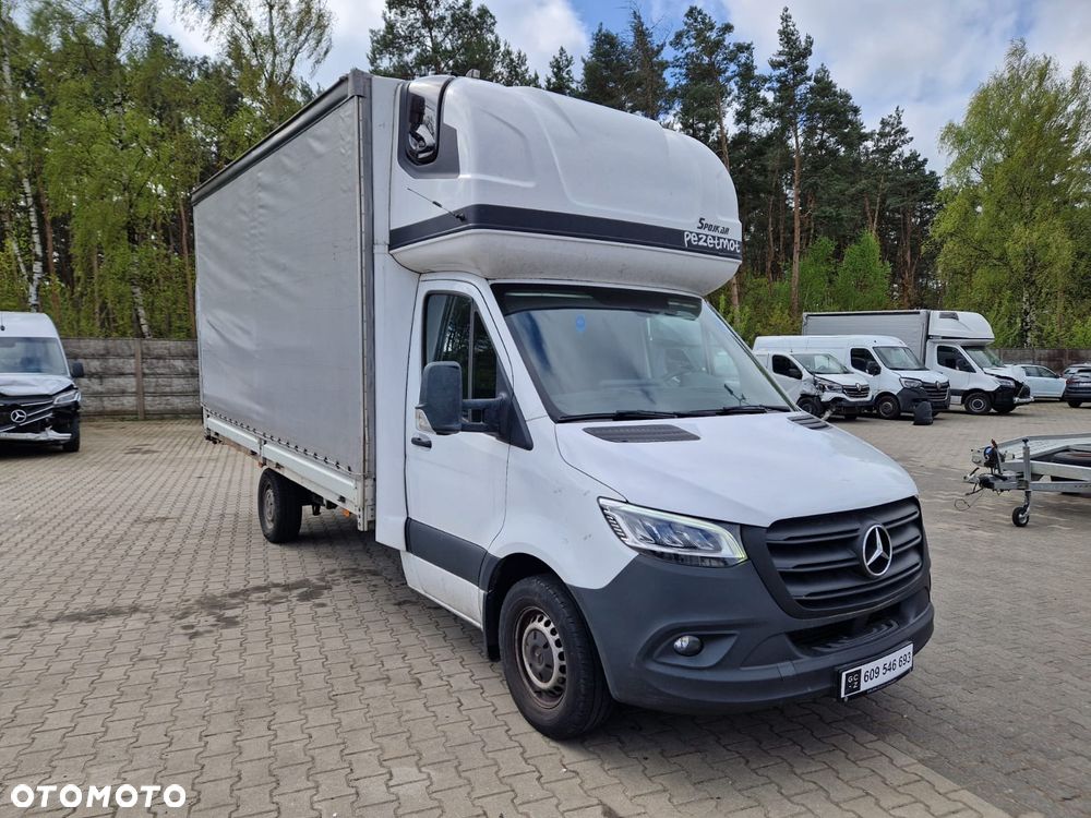 Mercedes-Benz Sprinter 319 Sypialka Led - 1