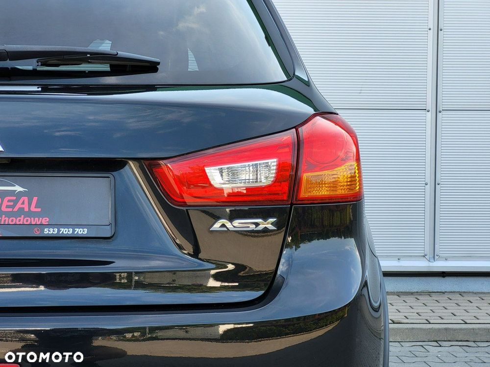 Mitsubishi ASX - 16