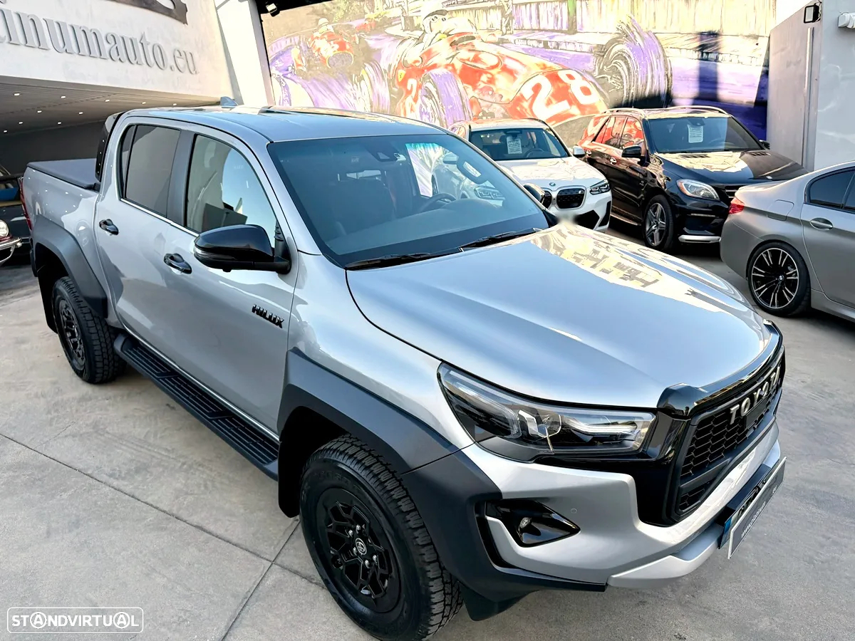 Toyota Hilux 2.8 D-4D 4WD GR Sport - 41