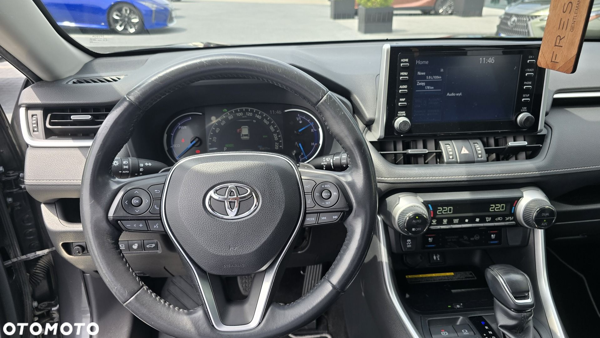 Toyota RAV4 - 17