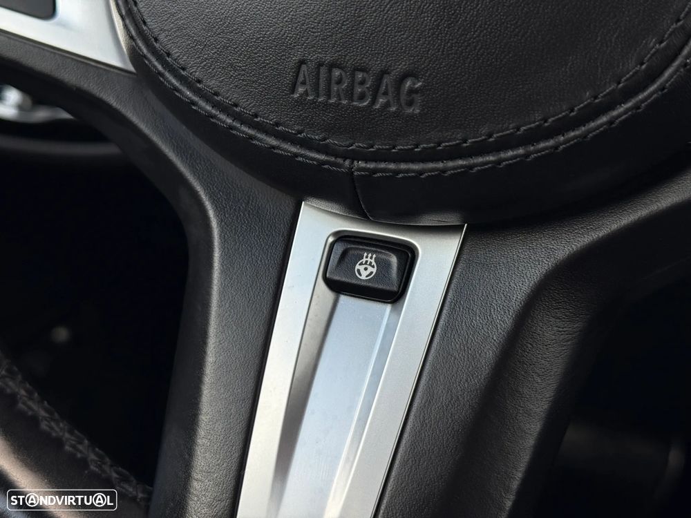 BMW 530 e Pack Desportivo M - 27