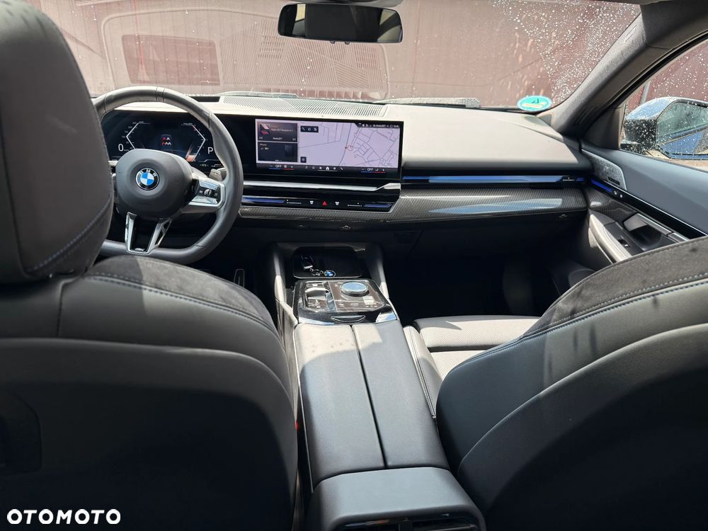 BMW Seria 5 520d mHEV M Sport - 10