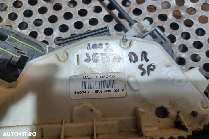 Broasca usa spate dreapta 5K4839016F Volkswagen VW Jetta 6 [2010 - 20 - 3