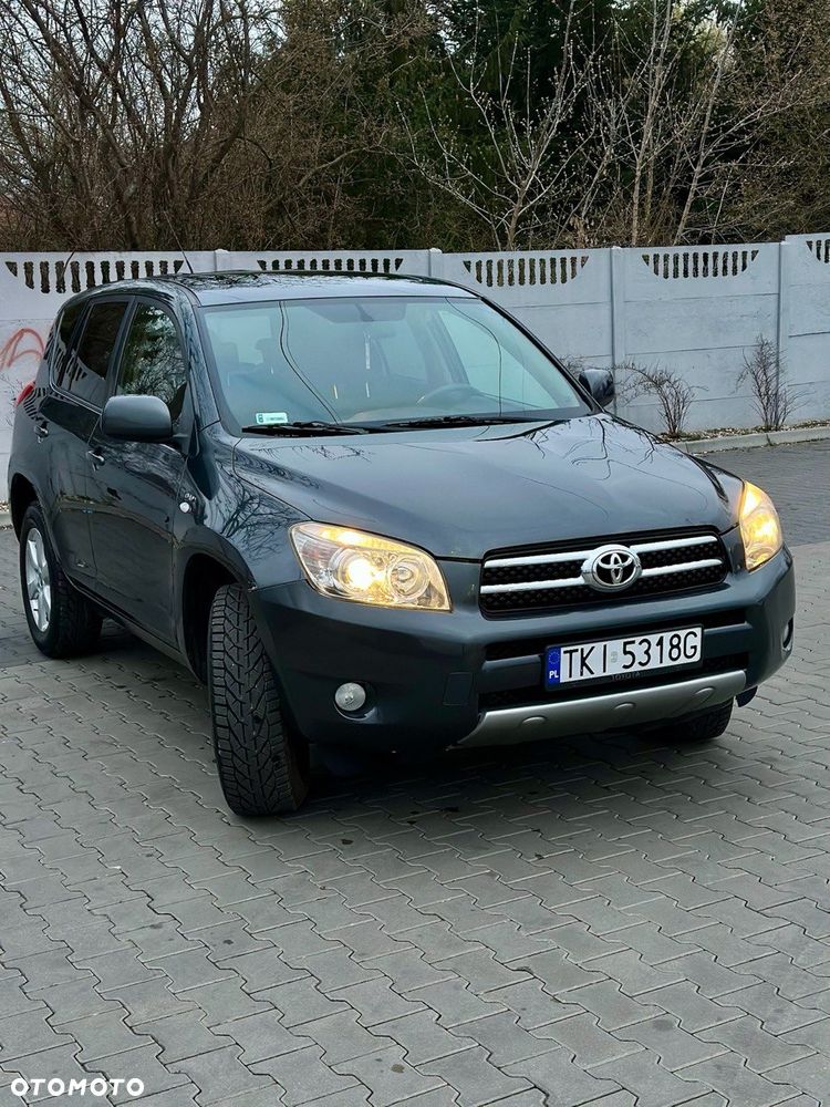 Toyota RAV4 - 5
