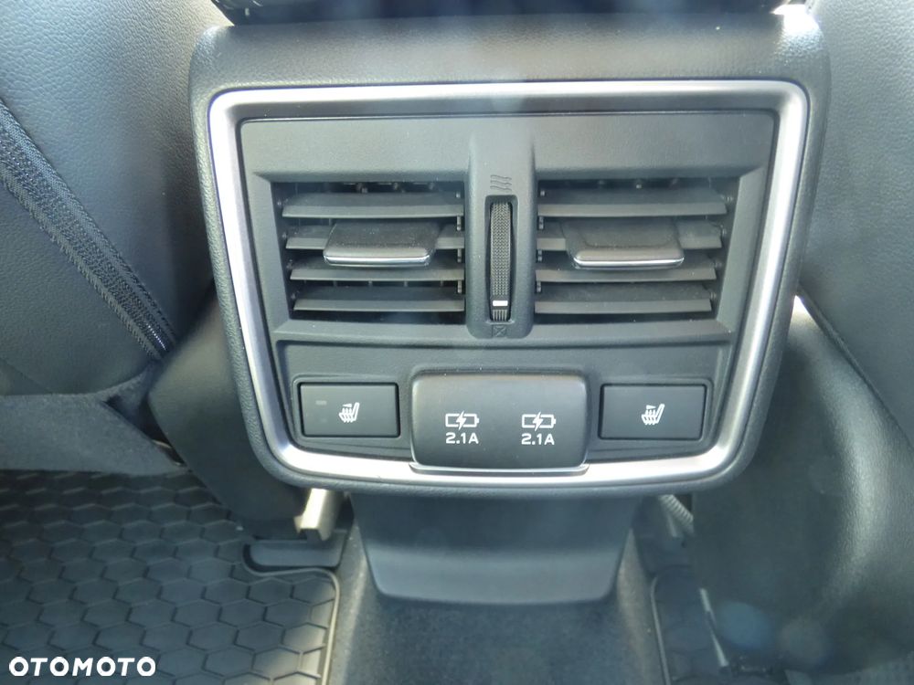 Subaru Forester 2.0i-L Platinum (EyeSight) Lineartronic - 24