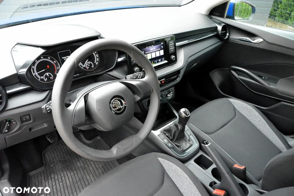 Skoda Fabia 1.0 Active - 11