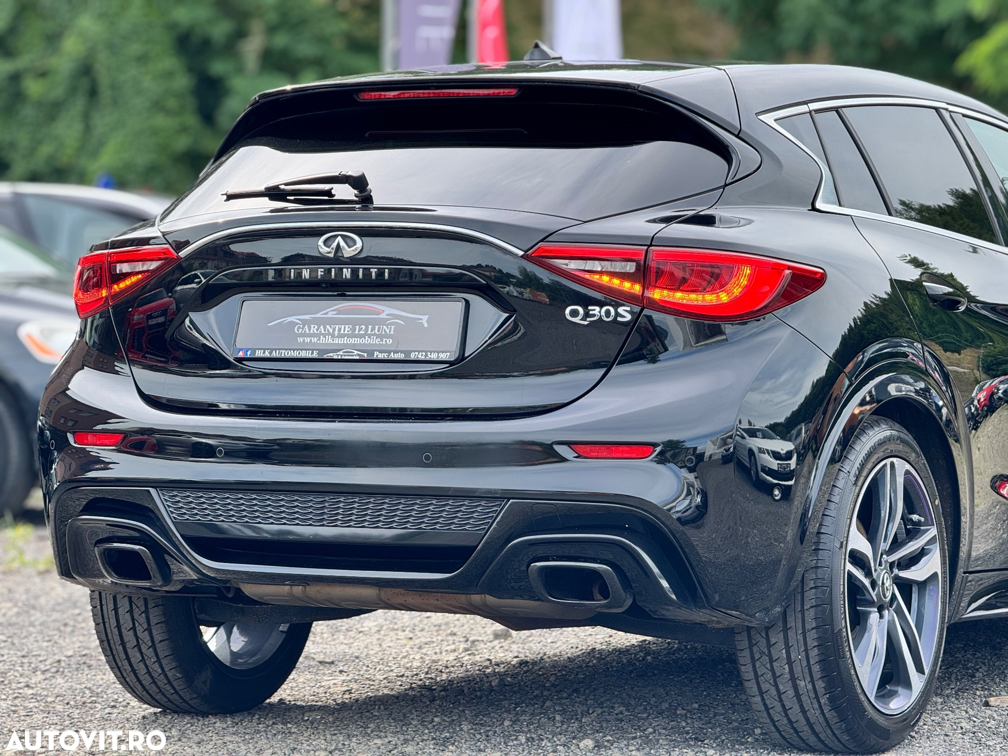 Infiniti Q30 2.2d DCT Sport City Black - 16